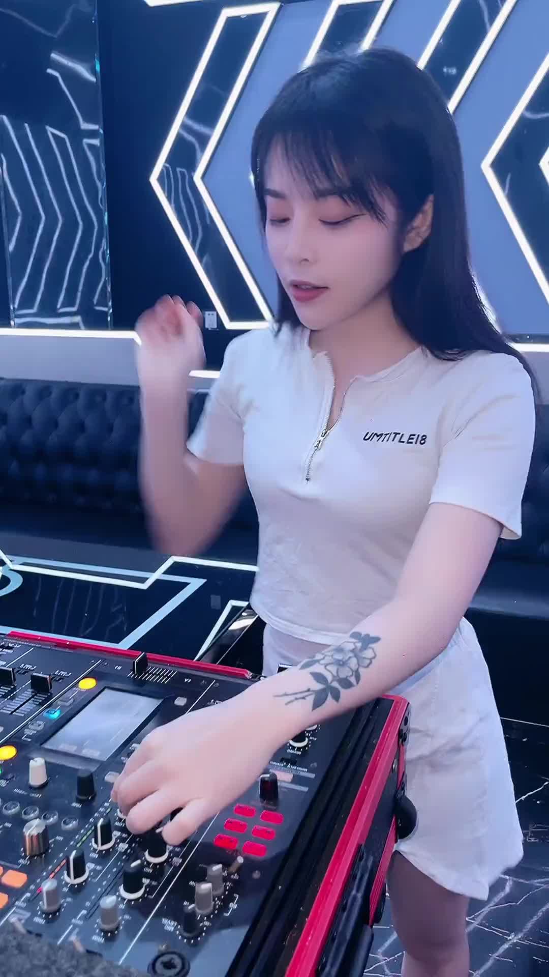 打碟安卓版dj模拟打碟机手机版